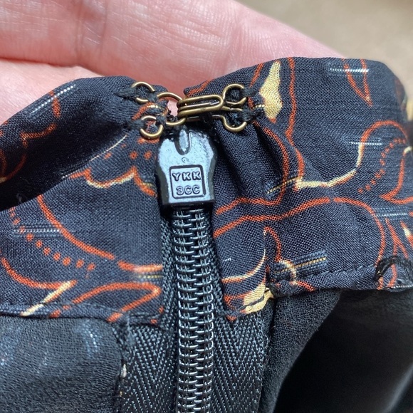 Ulla Johnson Zea Skirt in Jet Floral Vine Metallic Mini Skirt Ruffle Size 2 - Picture 10 of 14